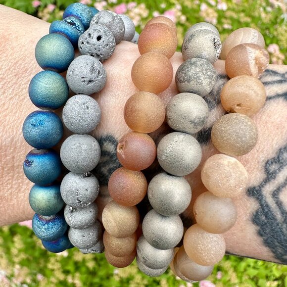 8mm Geode Druzy Agate Beaded Bracelet - Picture 5 of 6